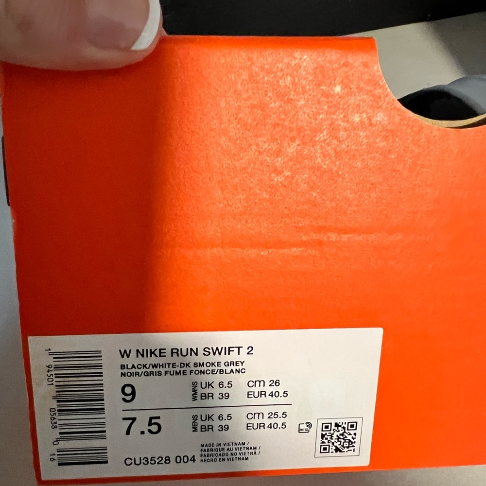 Nike Run Swift Running Shoes - Picture 2 of 5